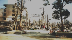 大国公園から見た鷹取商店街＝１９９５年１月２１日、神戸市長田区本庄町２