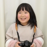 「カメラのパシャって撮る音が好き」と話す森鼻文音さん＝三田市西相野