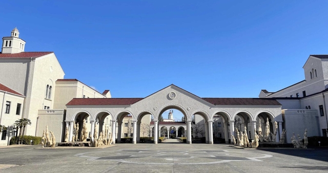関西学院大学総合政策学部のキャンパス（提供）