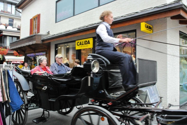 街中を走る馬車
