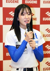 モデルや俳優としても活躍する椿梨央選手＝三田市三田町