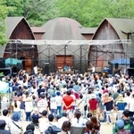 「ＯＮＥ　ＭＵＳＩＣ　ＣＡＭＰ」の様子＝三田市波豆川（２０１７年８月、ＰｈｏｔｏｂｙＳｈｉｈｏＡｋｅｔａｇａｗａ）