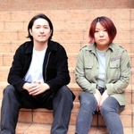 仲間たちとフェス運営を続けてきた野村優太さん（左）と深川浩子さん＝大阪市内