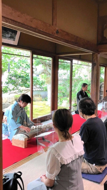 寺でのコンサート