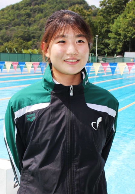 インターハイ決勝 力強いキックで目指す 三田松聖の庄司さん 水泳２００ｍバタフライ 三田 神戸新聞next