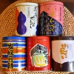 観光客に人気の炭酸せんべい