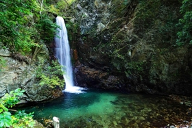 鼓ケ滝＝神戸市北区有馬町