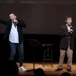 講演した武田鉄矢さん（右）と三又又三さん＝＝三田市天神１
