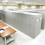 温度や湿度が管理された保管庫＝三田市弥生が丘６