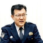 想定外のためにシミュレーションを繰り返す大切さを話す藤原副署長＝三田署
