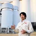 伊藤康喜さん。２０２２年３月から神戸工場長となり、三田市に単身赴任している＝神戸市北区赤松台２