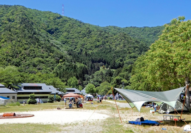 リニューアルに向けた検討が進められている野外活動センター＝三田市小柿（提供）