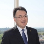 学校教育部長・浅野晋司さん