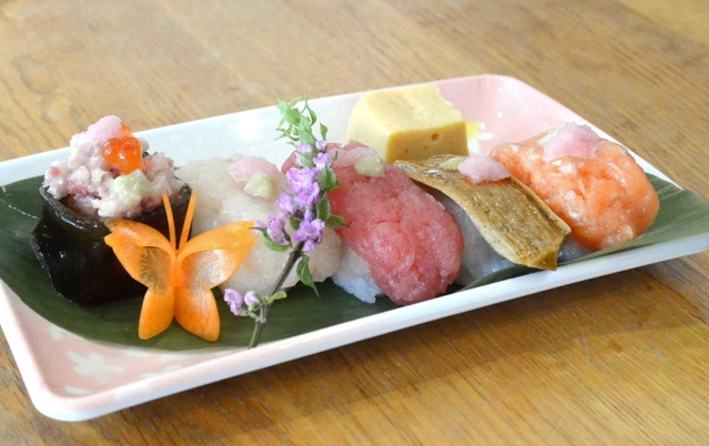 見た目も本物に近い寿司