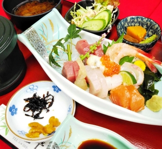 木器亭＝三田市木器（三田市観光協会提供）