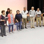 記念コンサートに向け、練習に励むメンバーら＝三田市三田町、さんだ市民センター