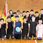 ２年ぶりの全国大会に向けて意気込むベストトゥエルヴのメンバー＝三田市けやき台３