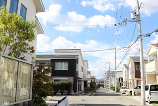１７年ぶりに上昇に転じたウッディタウンの住宅地周辺＝三田市あかしあ台３
