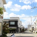 １７年ぶりに上昇に転じたウッディタウンの住宅地周辺＝三田市あかしあ台３