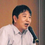 自身の被災経験を交えて災害への備えを語る坂野典秀さん＝三田市川除、市総合福祉保健センター