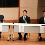 公開討論会に臨む（左から）谷公一氏、遠藤良太氏、田村直也氏＝丹波市氷上町本郷