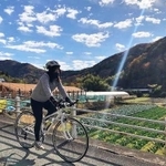 川西エリアで昨年開かれたサイクルツアーの様子（県提供）