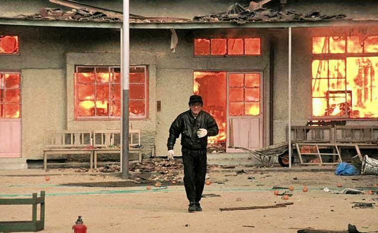 拓かれた教会 型破り神父の震災30年＞(2)後悔 「阪神・淡路」前、地域