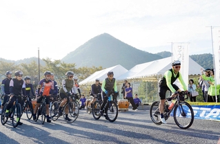 ２０２４年１０月に開かれたひょうご北摂里山ライド（阪神北県民局提供）