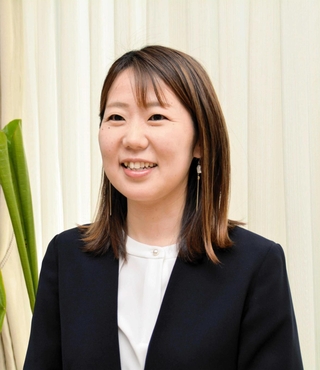 女性教員の思いに寄り添うセミナーを始めた小坂尚子さん＝三田市ゆりのき台
