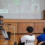 三田空襲の体験や戦時中の暮らしについて語る志儀喜代美さん＝三田市屋敷町
