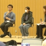 男性は、マレーシアから来日した理由や経験を話した＝三田市駅前町、まちづくり協働センター