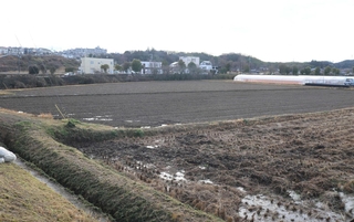 上野台中と八景中を統合する新中学校の建設予定地＝三田市川除