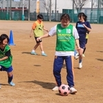 女子サッカーの未来救え、「FCサンダ」の挑戦　高校生らと合同練習会　プレー継続の場を確保へ
