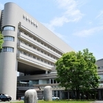 三田市民病院＝三田市けやき台３