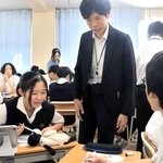 生成ＡＩの利用と生徒同士の対話を組み合わせた国語の授業＝三田市南が丘２