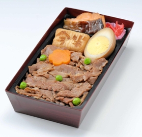「宍粟サーモン×牛肉重」（浅草今半提供）