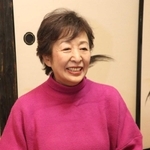 新幹線との思い出を振り返る初代みなとの女王の鈴木ひろ子さん＝相生市