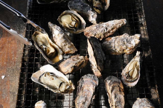【２】焼きガキ