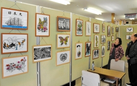 坂越まち並み館の展示会場＝赤穂市坂越