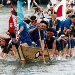 １９９３年、ＩＨＩ相生工場を破って初優勝したセピア倶楽部（相生ペーロン祭協賛会提供）