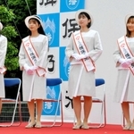 ミス揖保乃糸を引き継いだ４人＝たつの市神岡町奥村
