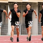 股関節の回旋運動が基本だが、腕の振りはダイナミックだ（右から連続写真）