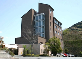 来年３月に休業する「上郡ピュアランド山の里」＝上郡町山野里（上郡町提供）