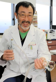 木村病院の外科医・直腸脱の専門医　西田十紀人さん