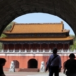中国・天安門のミニチュア＝姫路市打越