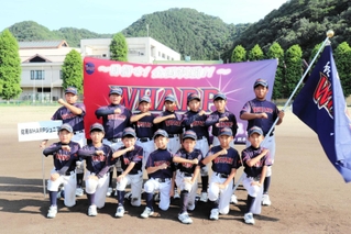 全国大会での活躍を誓う「佐用ワープジュニア」の選手たち＝上郡町竹万