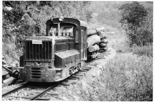 波賀森林鉄道の機関車（兵庫森林管理署提供）