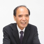 町長選に初当選し、抱負を語る津田義和氏＝市川町役場