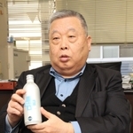 被災地へ足を運んだ当時を振り返る藤本栄一郎社長＝大阪市内