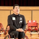 ４大会連続でパラリンピックに出場した神保康広さん＝福崎町福田、福崎高校
